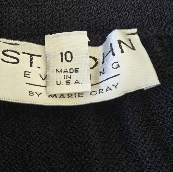 St. John Evening Santana Knit Long Maxi Skirt in Black 21" Side Slit Size 10 - Picture 10 of 16